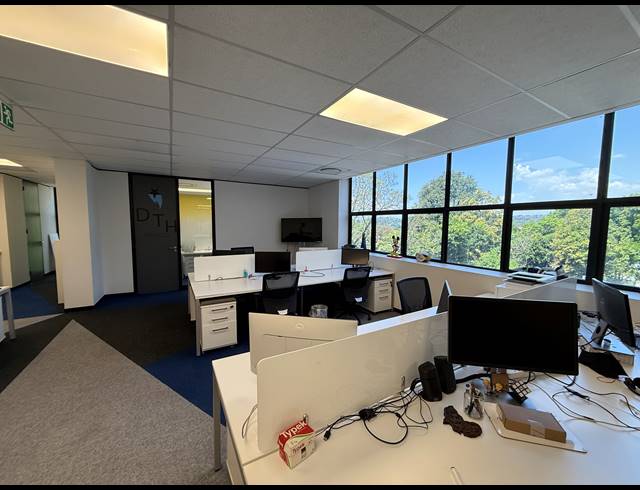 342M² OFFICE TO LET IN MELROSE ESTATE